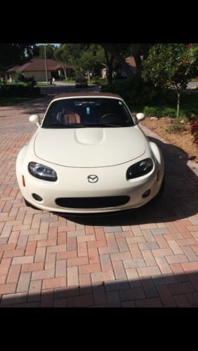 2008 mazda mx-5 miata grand touring convertible 2-door 2.0l