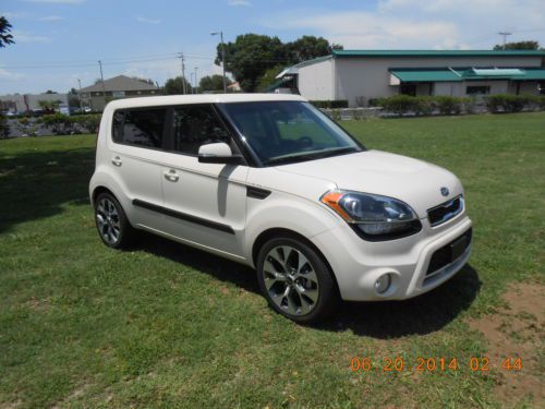 2012 Kia Soul 5dr automatic X-Claim Navigation sunroof, bluetooth, image 3