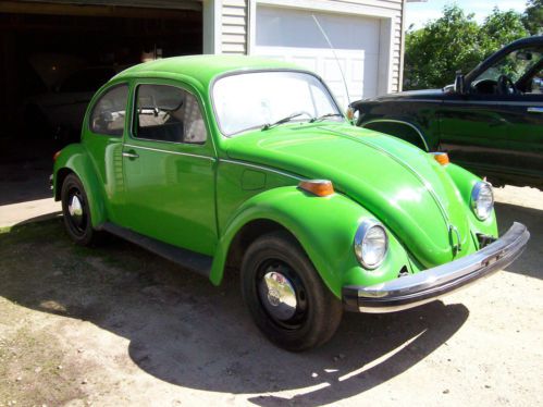 1975 fuel injection vw bug garage find  has 72,000 miles