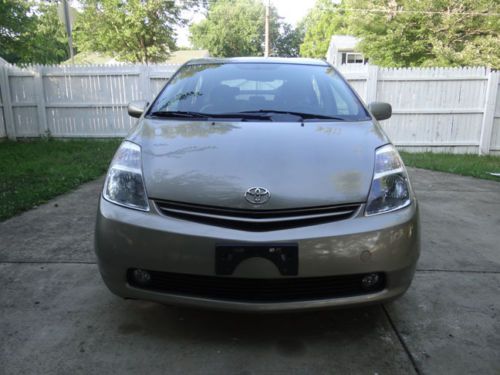 2005 toyota prius base hatchback 4-door 1.5l- no resrdve! *