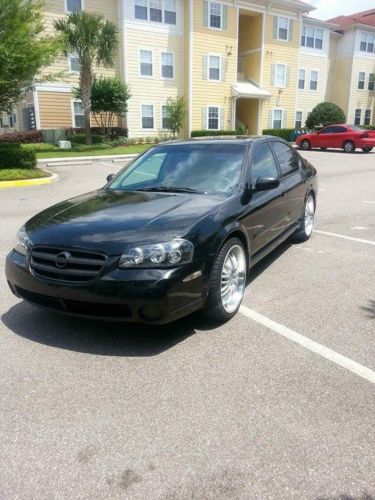 2002 nissan maxima se sedan 4-door 3.5l