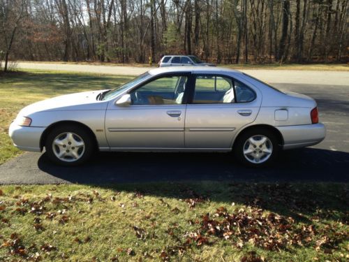 2001 NIssan Altima GXE. Good gas mileage and great car!, US $3,000.00, image 4
