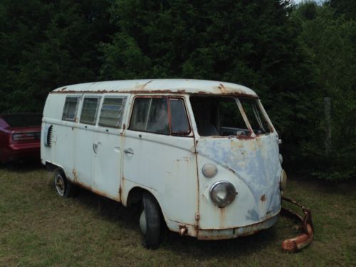 1966 volkswagen vw split window bus