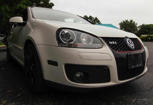 2009 volkswagen gti 2-door hatchback