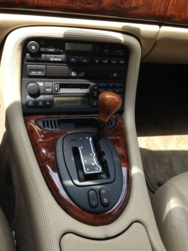 1999 Jaguar XK8 Coupe, Rare Extremely Low Miles, US $20,000.00, image 12