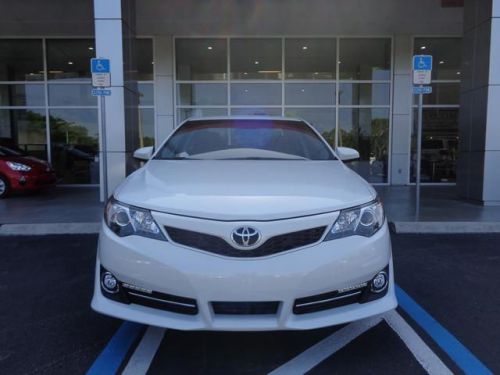 2014 toyota camry se