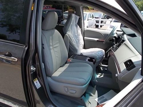 2014 Toyota Sienna XLE, US $37,712.00, image 10