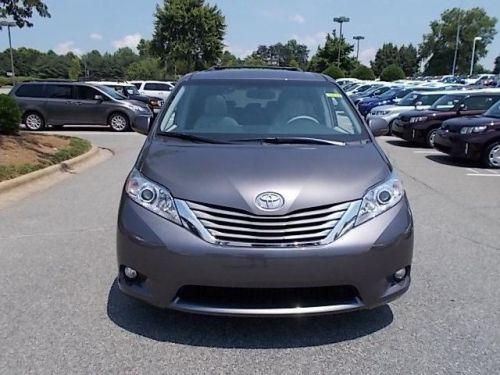 2014 Toyota Sienna XLE, US $37,712.00, image 22
