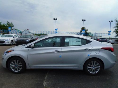 2014 Hyundai Elantra SE, image 3