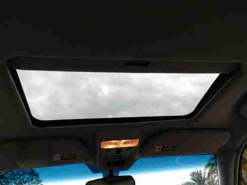WHITE / TAN LEATHER / VERY LOW MILES / FLORIDA CAR / OLDER GENTLEMAN, US $9,500.00, image 9