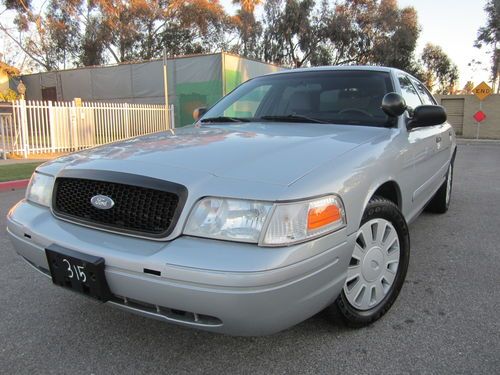 2008 ford crown victoria police interceptor sedan 4-door 4.6l