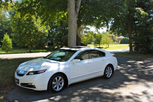 One owner 2012  acura tl  excellent condition