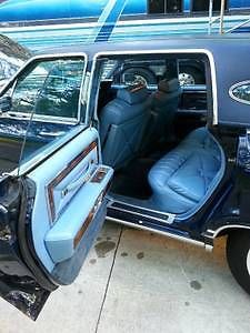 !978 Lincoln Town Car, Dark Blue with Blue Leather Interior 42,810 Miles, image 8