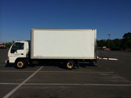 Isuzu npr diesel   w/liftgate   16 ft box runs perfect (dot inspect)   south nj