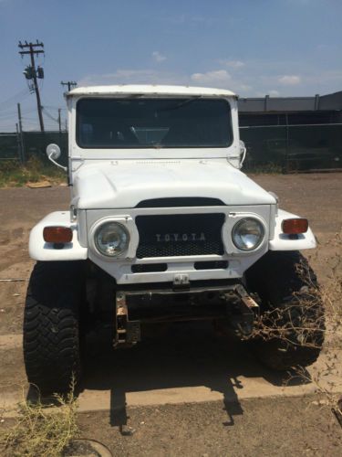 1971 toyota fj40 fuel injected and disc brakes