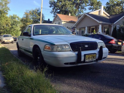 Ford crown victoria police interceptor p71, front push bar, spotlight, extras nr