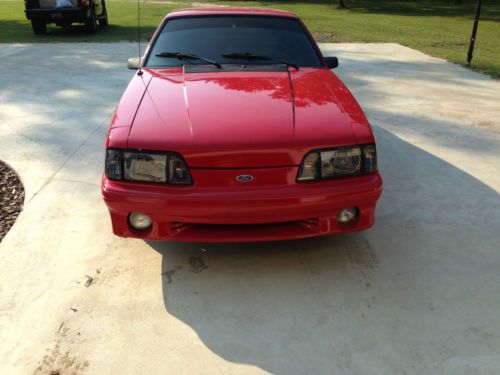 1987 ford mustang gt hatchback 2-door 5.0l