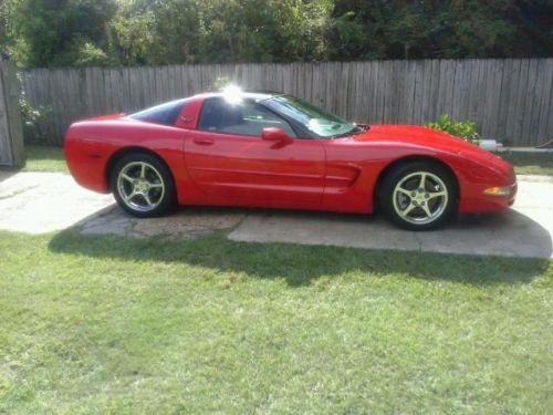 2002 chevrolet corvette base coupe 2-door 5.7l