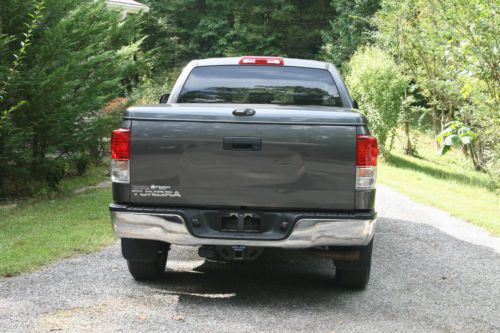 2013 tundra - 2 wd - 4 door - automatic - gray - upgrades - smoke free