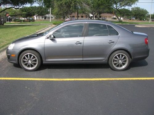 2006 volkswagon jetta tdi (metalic gray)