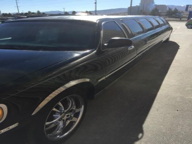 Lincoln town car executive