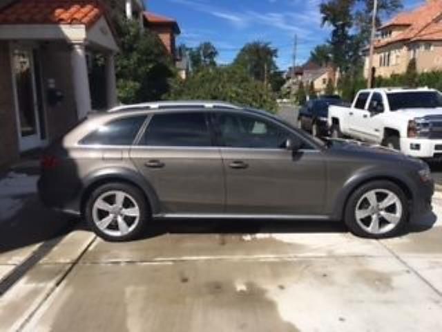 Audi: allroad premium plus wagon 4-door