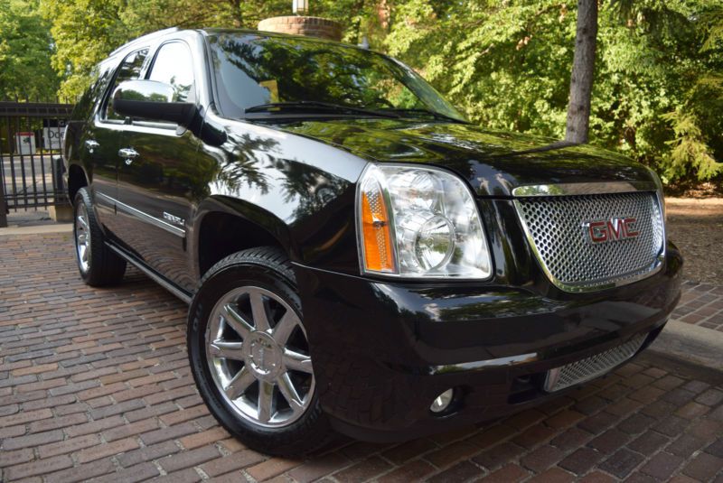 2011 gmc yukon awd denali-edition