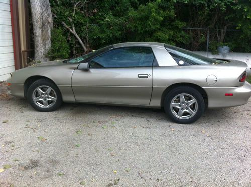 1999 chevrolet camaro base coupe 2-door 3.8l