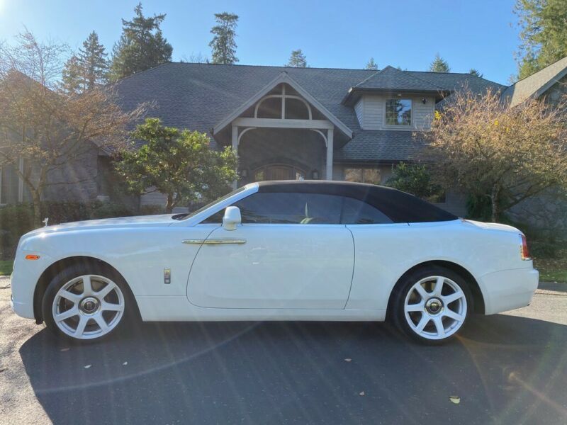 2017 rolls-royce dawn