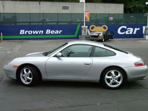 2000 porsche carrera silver with black leather, 6 speed, clean body, low miles