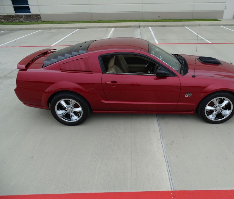 2005 ford mustang gt