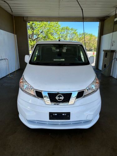 2017 nissan nv 2.5s