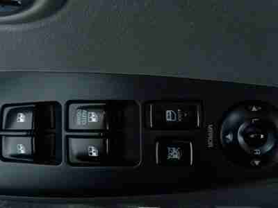 Front Wheel Drive 34 MPG Stereo with Aux USB Port Used Cars Greater Kansas City, image 6