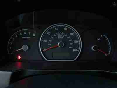 Front Wheel Drive 34 MPG Stereo with Aux USB Port Used Cars Greater Kansas City, image 10