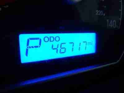 Front Wheel Drive 34 MPG Stereo with Aux USB Port Used Cars Greater Kansas City, image 11