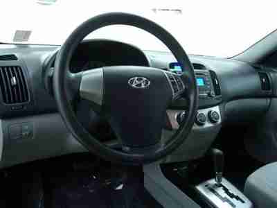 Front Wheel Drive 34 MPG Stereo with Aux USB Port Used Cars Greater Kansas City, image 13