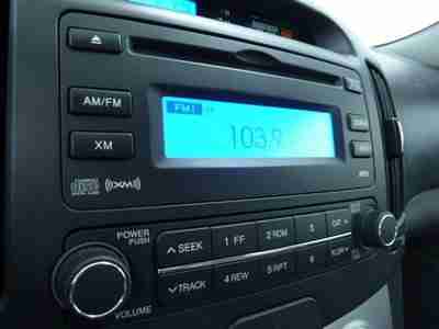 Front Wheel Drive 34 MPG Stereo with Aux USB Port Used Cars Greater Kansas City, image 15