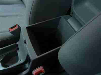 Front Wheel Drive 34 MPG Stereo with Aux USB Port Used Cars Greater Kansas City, image 21