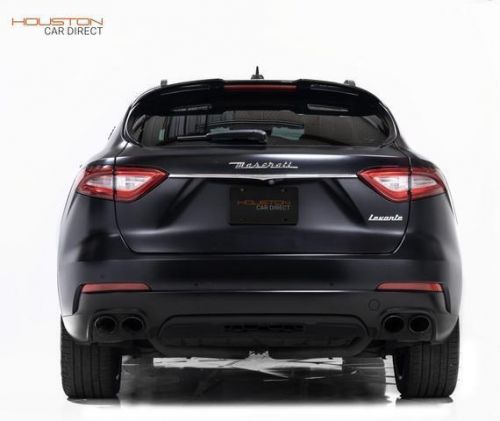2017 maserati levante sport utility 4d