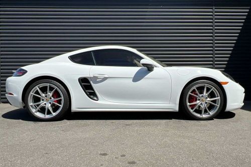 2017 porsche 718 s
