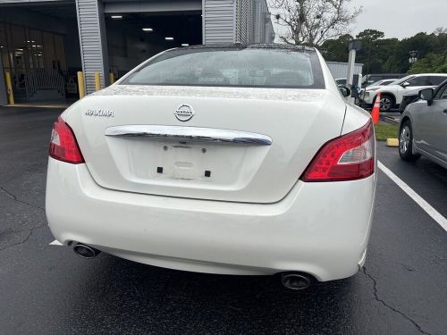 2011 nissan maxima 3.5 sv