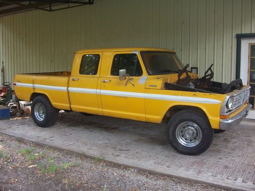 1971 ford f250 crewcab shortbed truck 300 rug 3 speed overdrive f100 f150 f350!!