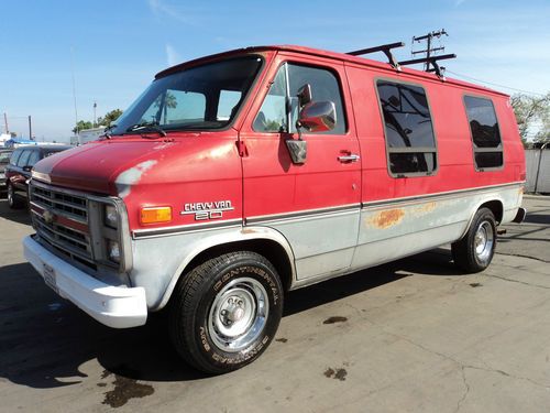 1985 chevy van, no reserve