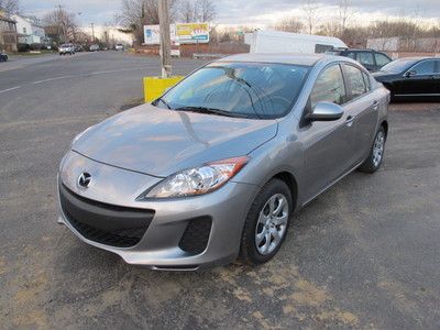 2012 mazda3 i sport. low miles. we ship worldwide.