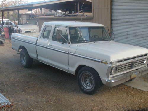 Shortbed two wheeldrive f100 390 fe