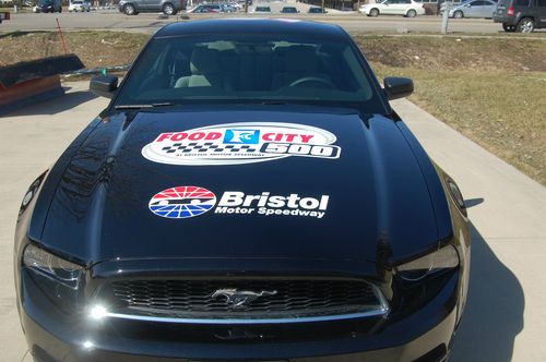 2013 black ford mustang base coupe 2-door 3.7l nascar food city 500