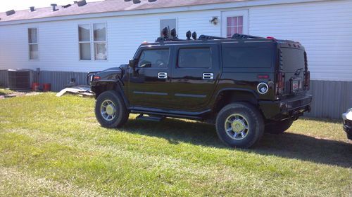 Hummer h2  very nice truck