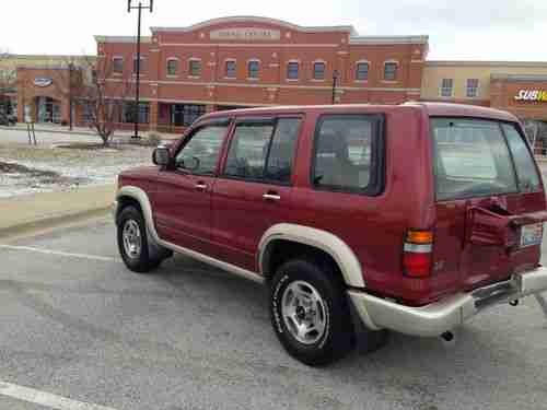 Isuzu Trooper Sport