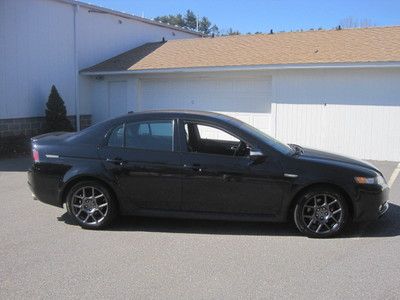 Hard to find acura tl type-s with leather, moonroof