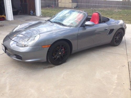 2004 porsche boxster base convertible 2-door 2.7l